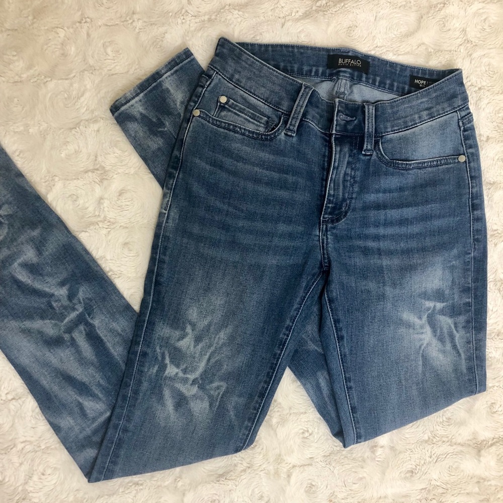 Light Washed Skinny Jeans